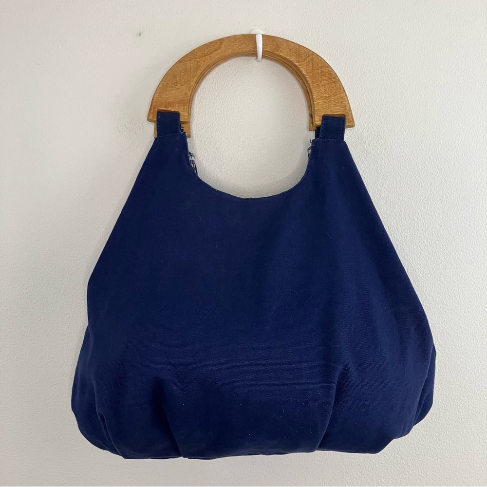 Reversible Slouchy Bag with Wood Handles - Picture 4 of 16
